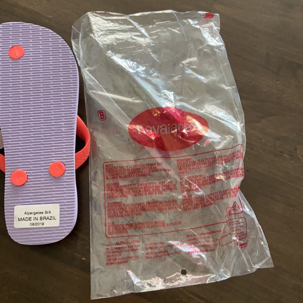Havaianas flip flops, NWT - Picture 5 of 5
